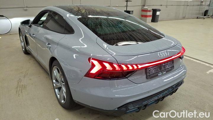 Audi  E-TRON quattro #3