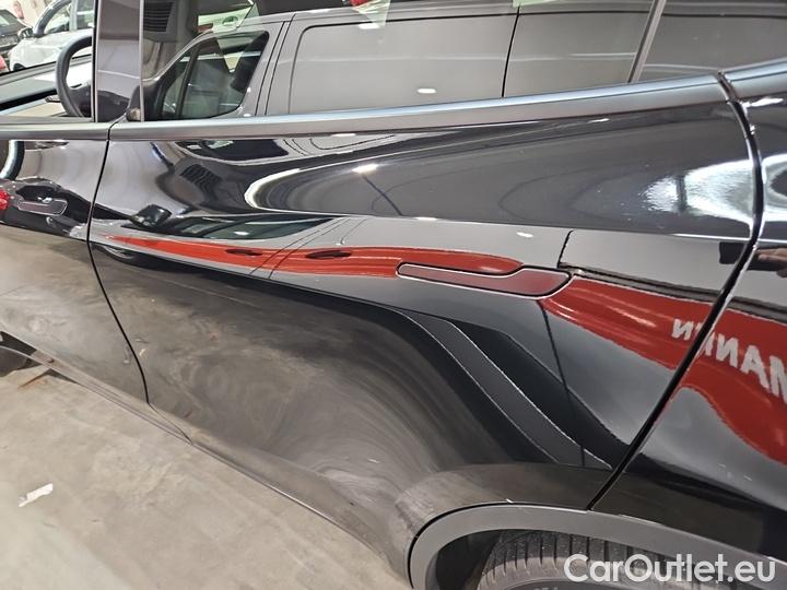 Tesla  Model Y Long Range Dual Motor AWD #23