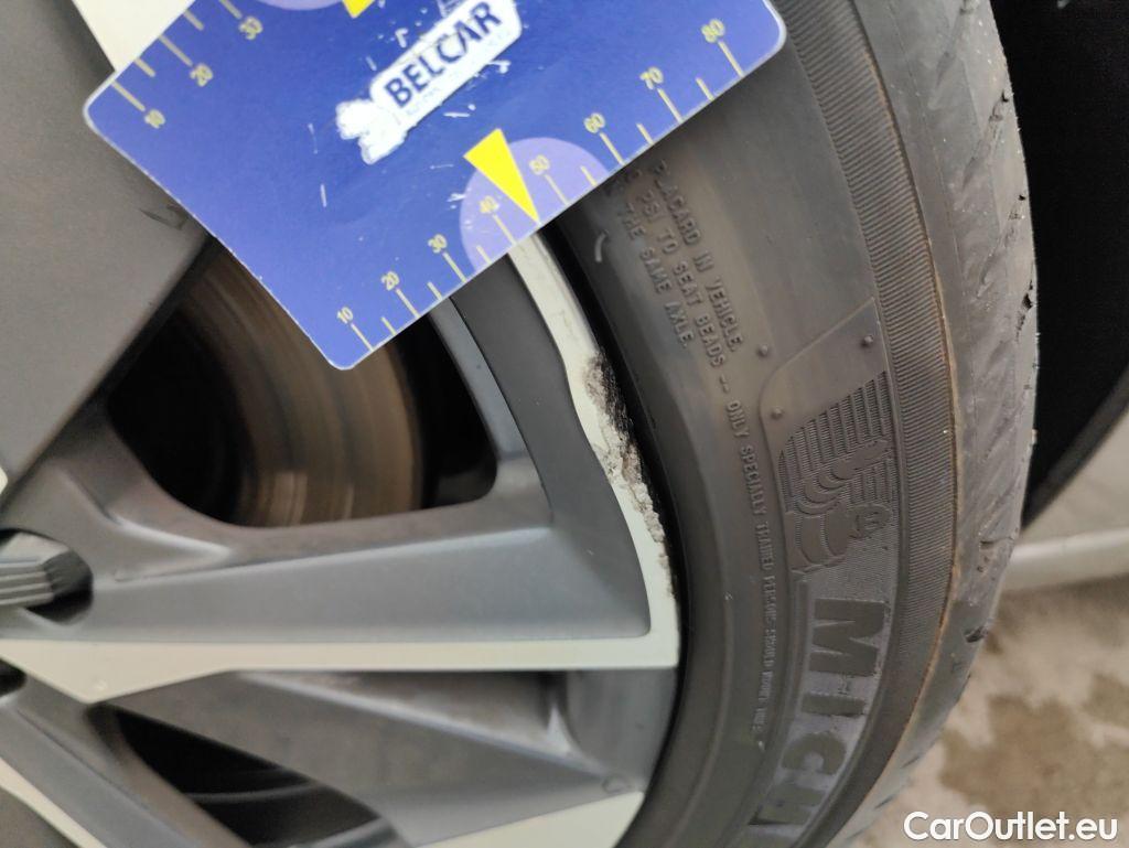 Peugeot  308 PEUGEOT  SW DIESEL - 2021 1.5 BlueHDi 130 Allure Pack S&S 5d #76