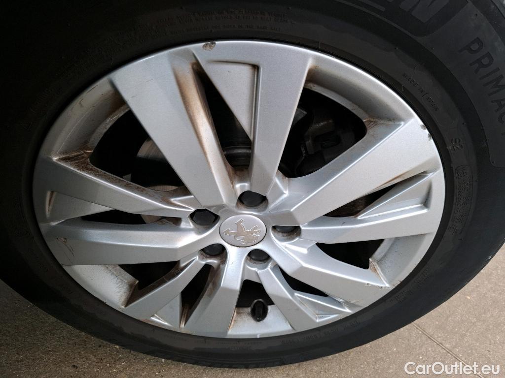 Peugeot  3008  Active Business 1.5 HDi 130CV BVA8 E6dT #4