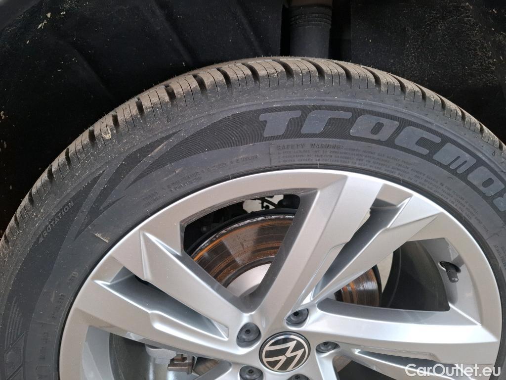 Volkswagen  Tiguan VOLKSWAGEN  / 2020 / 5P / SUV 1.4 eHybrid 245 DSG6 R-Line #6