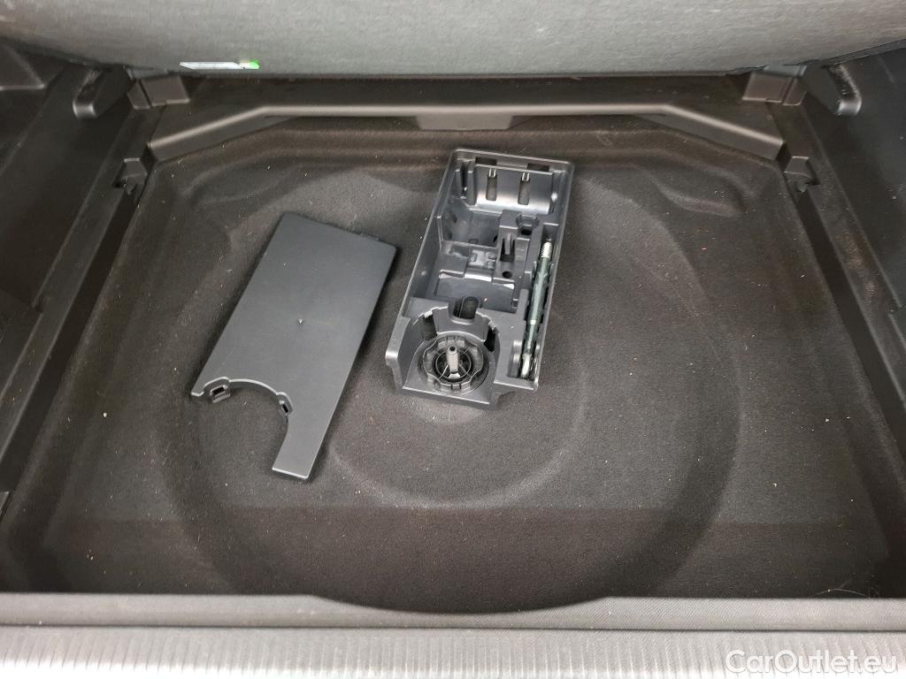 Peugeot  3008  Active Business 1.5 HDi 130CV BVA8 E6dT #8