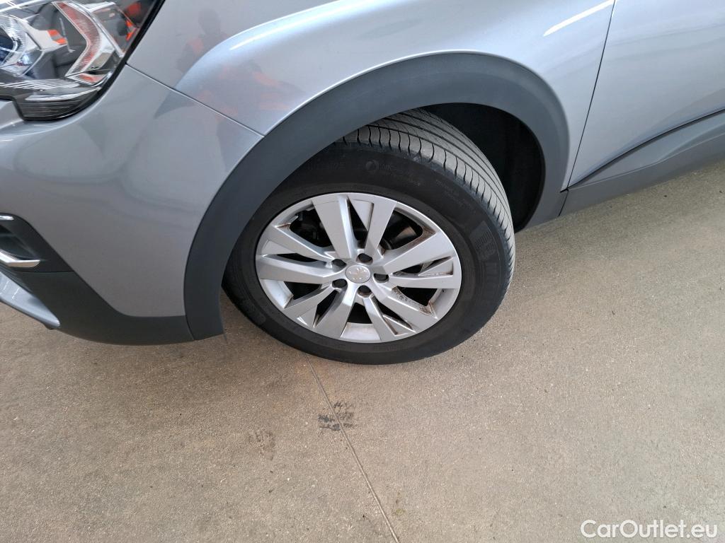 Peugeot  3008  Active Business 1.5 HDi 130CV BVA8 E6dT #13