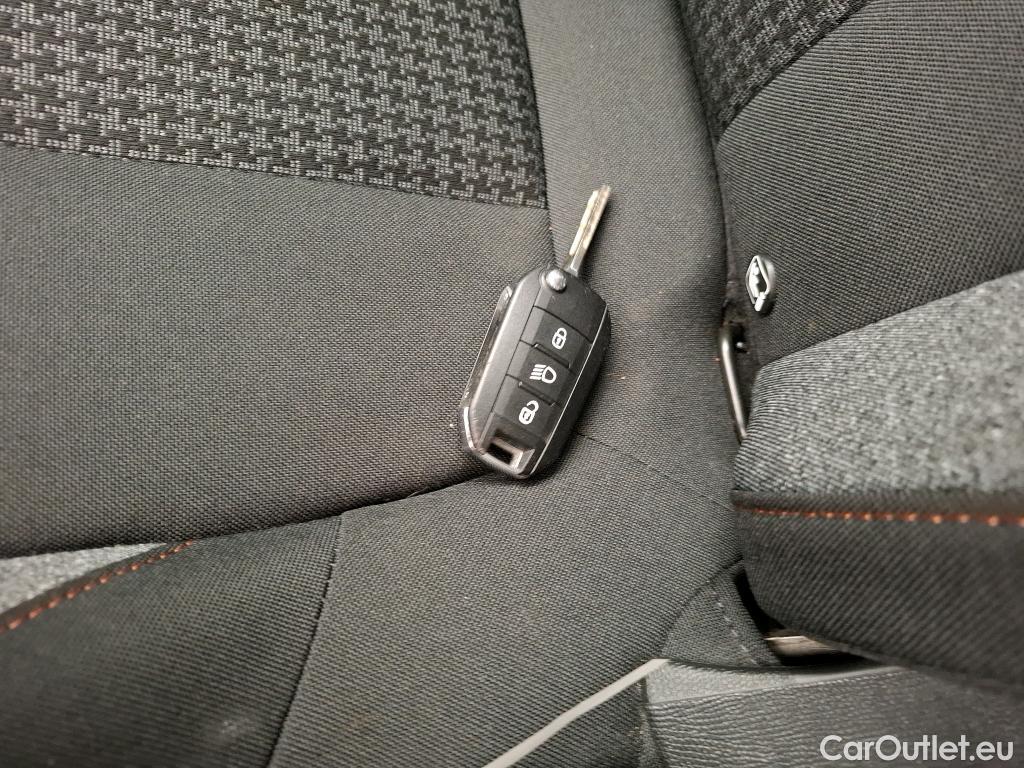 Peugeot  3008  Active Business 1.5 HDi 130CV BVA8 E6dT #12