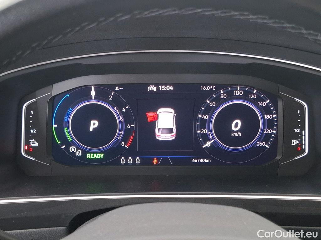 Volkswagen  Tiguan VOLKSWAGEN  / 2020 / 5P / SUV 1.4 eHybrid 245 DSG6 R-Line #6