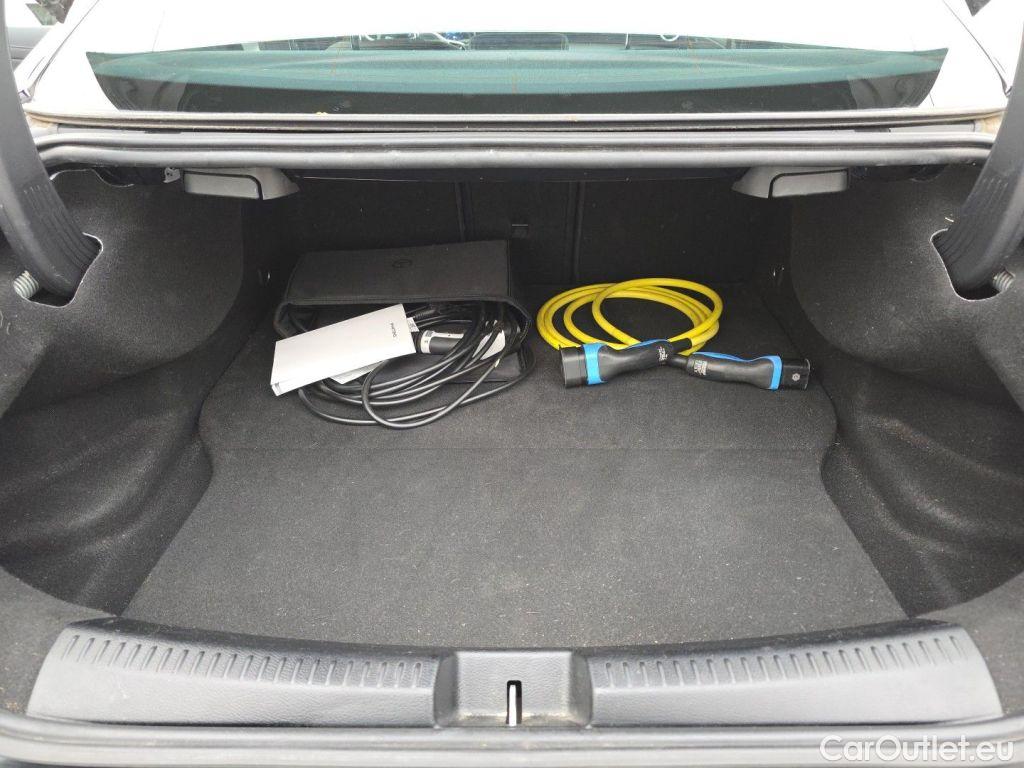 Mercedes  CLA-Klasse Mercedes-Benz CLA CLA 250 e Business Solution 4d #15