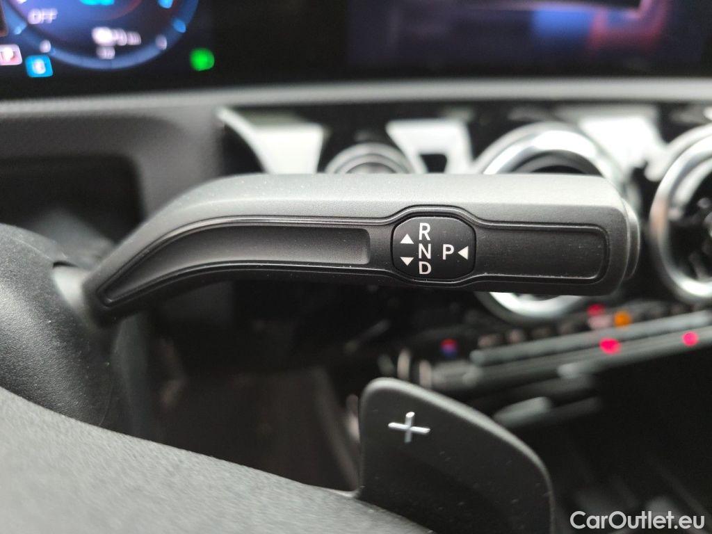 Mercedes  CLA-Klasse Mercedes-Benz CLA CLA 250 e Business Solution 4d #37