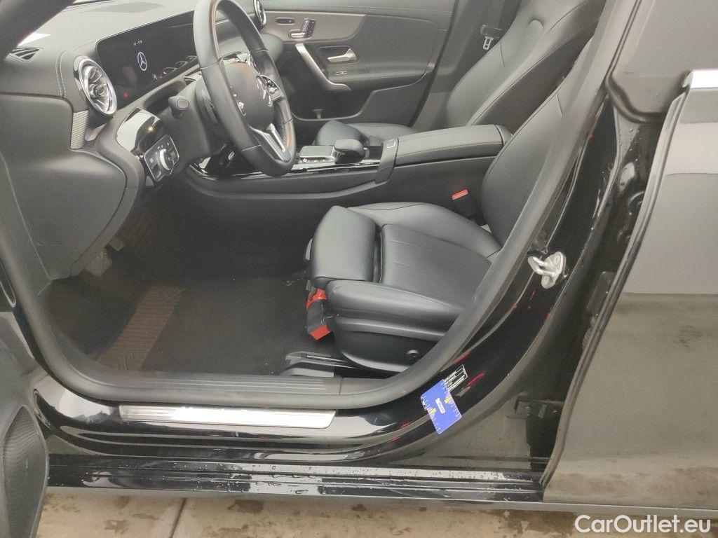 Mercedes  CLA-Klasse Mercedes-Benz CLA CLA 180 Business Solution Aut. 4d #21