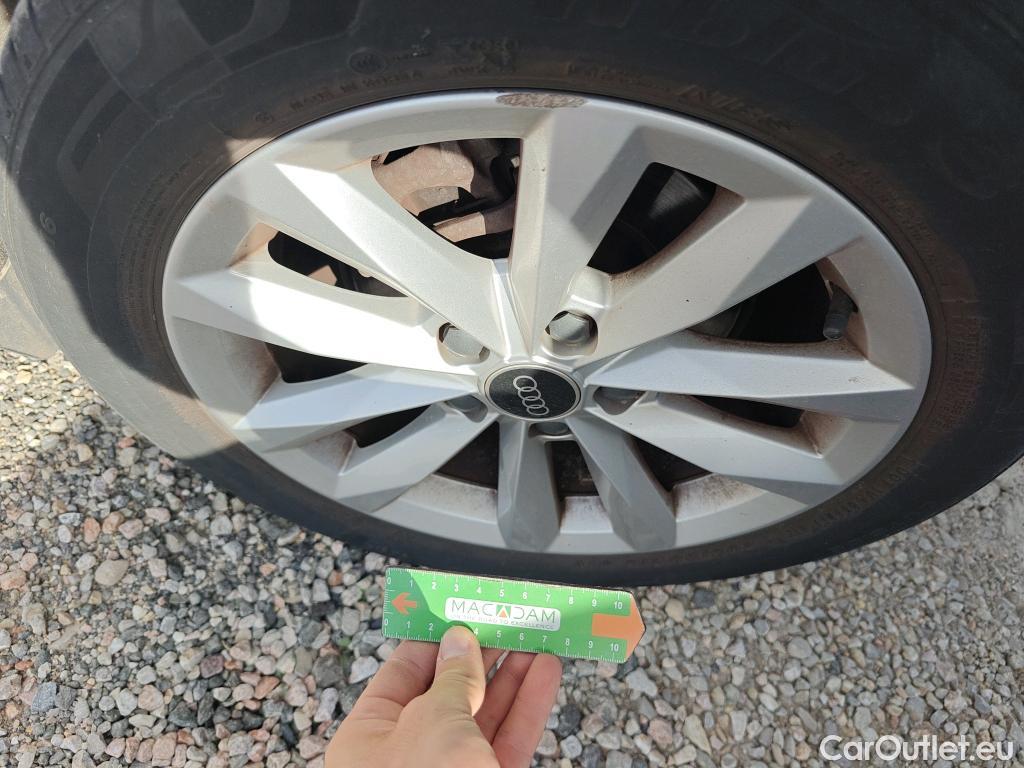  Audi  A3 AUDI  / 2020 / 5P / berlina con portón Sportback 30 TFSI 81kW (110CV) S tronic #36