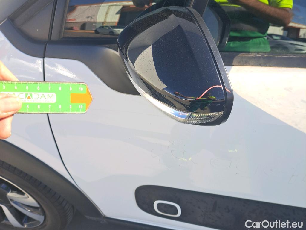  Citroen  C3 CITROEN  / 2016 / 5P / berlina con portón PureTech 60KW (83CV) FEEL #25