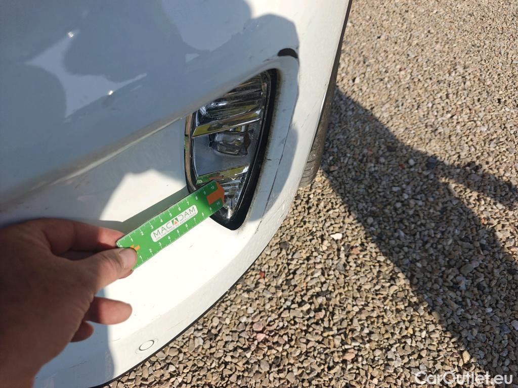  Ford  Kuga FORD  / 2019 / 5P / todoterreno Titanium 2.5 Duratec FHEV 140kW Auto #14