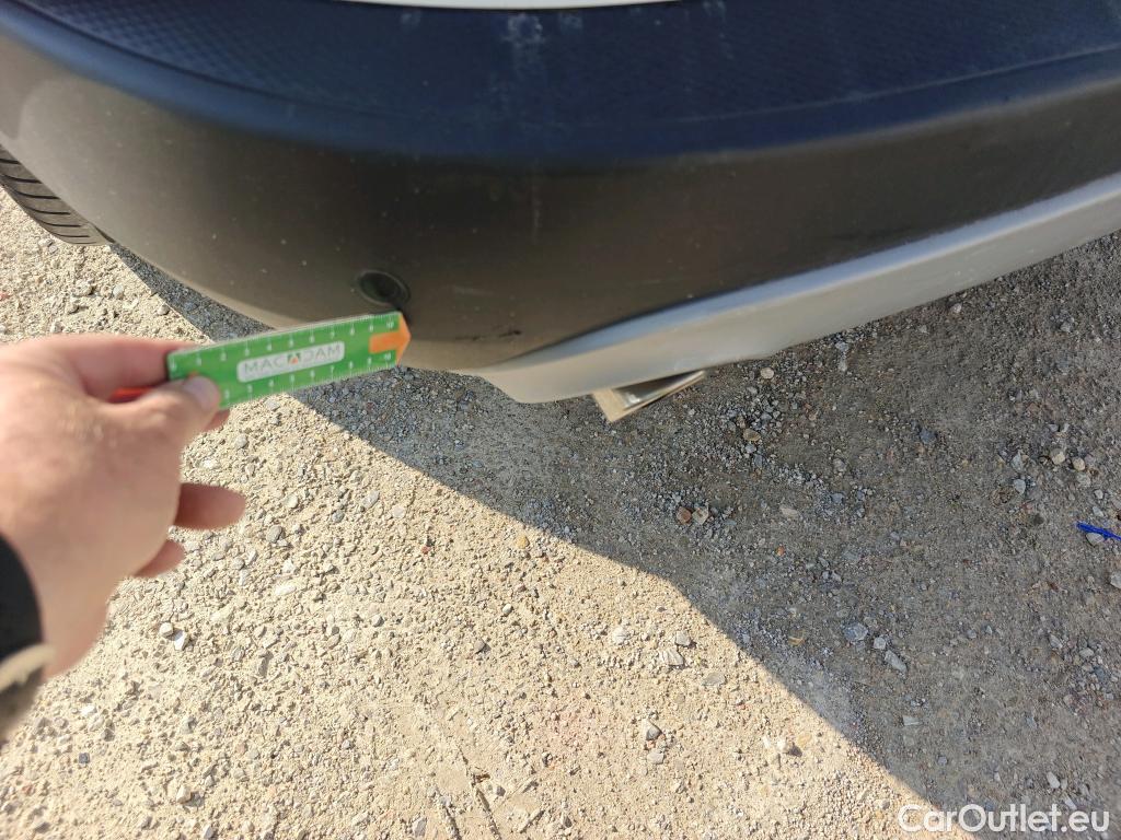  Ford  Kuga FORD  / 2019 / 5P / todoterreno Titanium 2.5 Duratec FHEV 140kW Auto #10