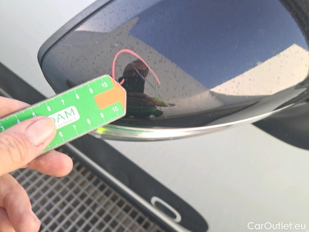  Citroen  C3 CITROEN  / 2016 / 5P / berlina con portón PureTech 60KW (83CV) FEEL #30