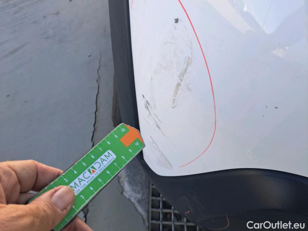  Citroen  C3 CITROEN  / 2016 / 5P / berlina con portón PureTech 60KW (83CV) FEEL #12