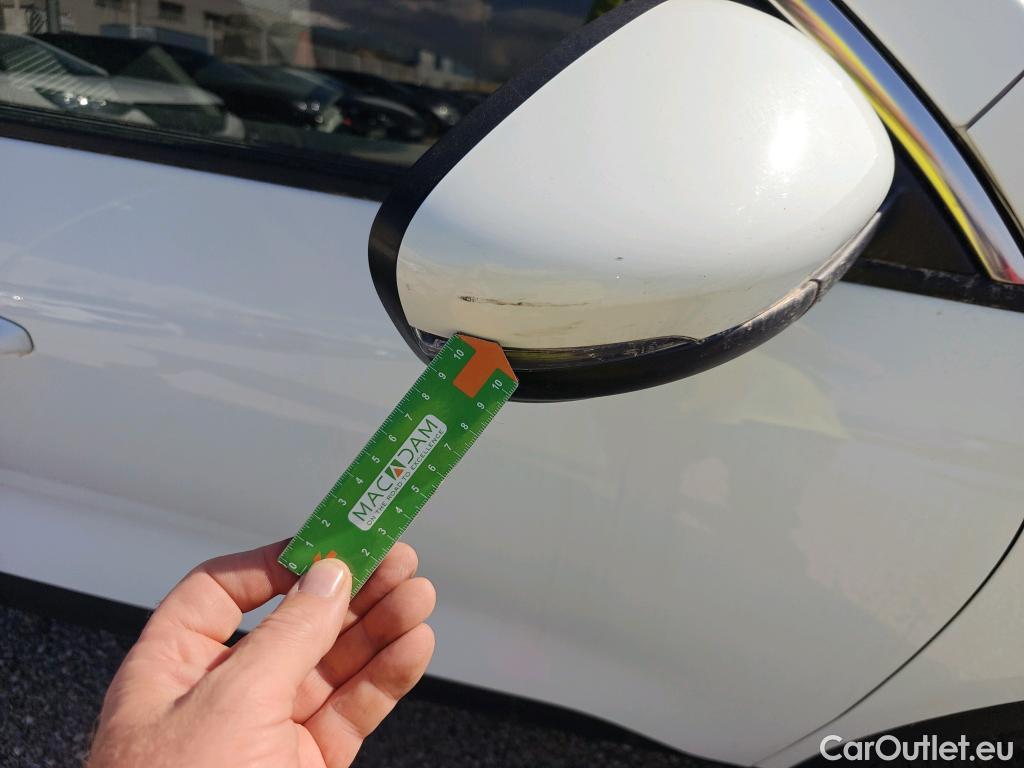  Ford  Kuga FORD  / 2019 / 5P / todoterreno Titanium 2.5 Duratec FHEV 140kW Auto #18