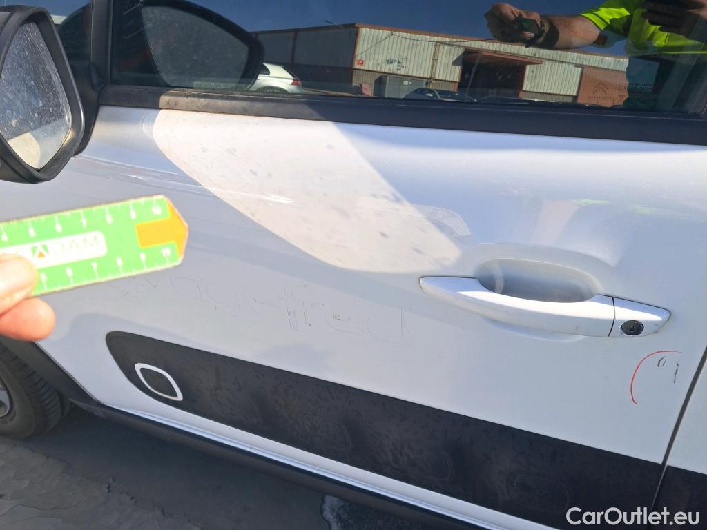  Citroen  C3 CITROEN  / 2016 / 5P / berlina con portón PureTech 60KW (83CV) FEEL #17