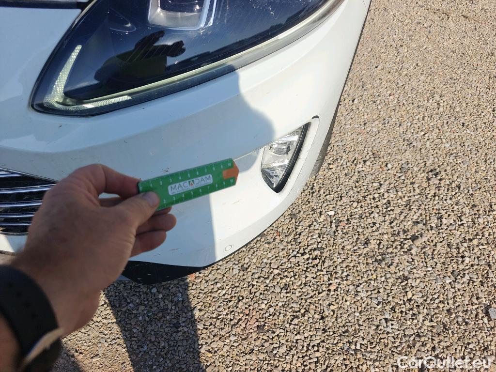  Ford  Kuga FORD  / 2019 / 5P / todoterreno Titanium 2.5 Duratec FHEV 140kW Auto #13