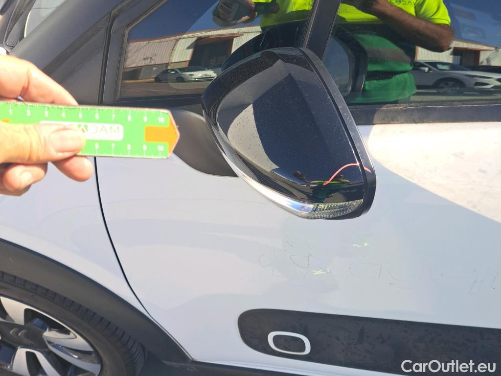  Citroen  C3 CITROEN  / 2016 / 5P / berlina con portón PureTech 60KW (83CV) FEEL #23