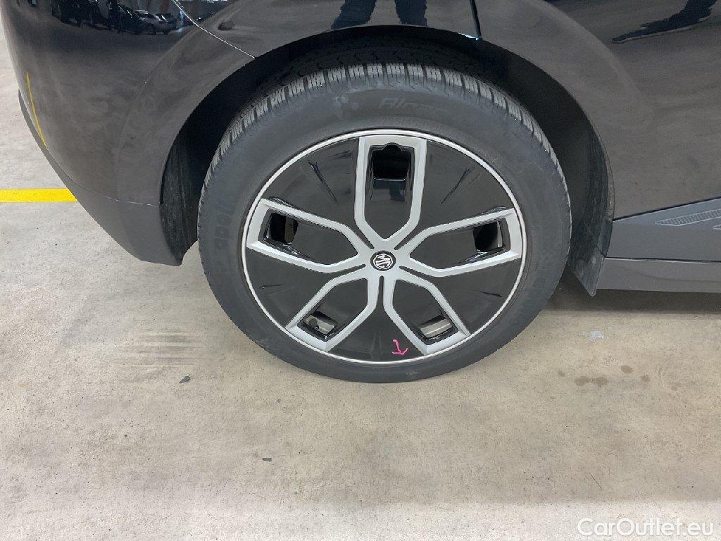 MG  4 MG MG Luxury 5d 150kW #43