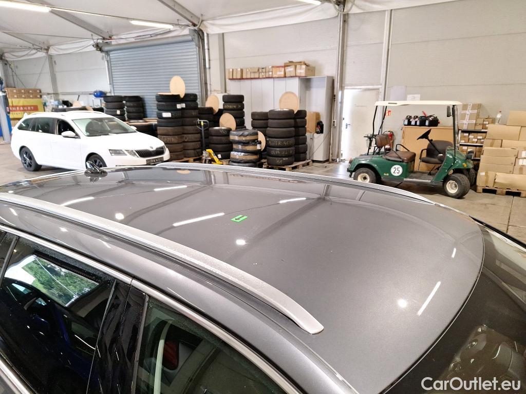 Skoda  Octavia  Combi Style 2.0 TDI 110KW MT6 E6d #54