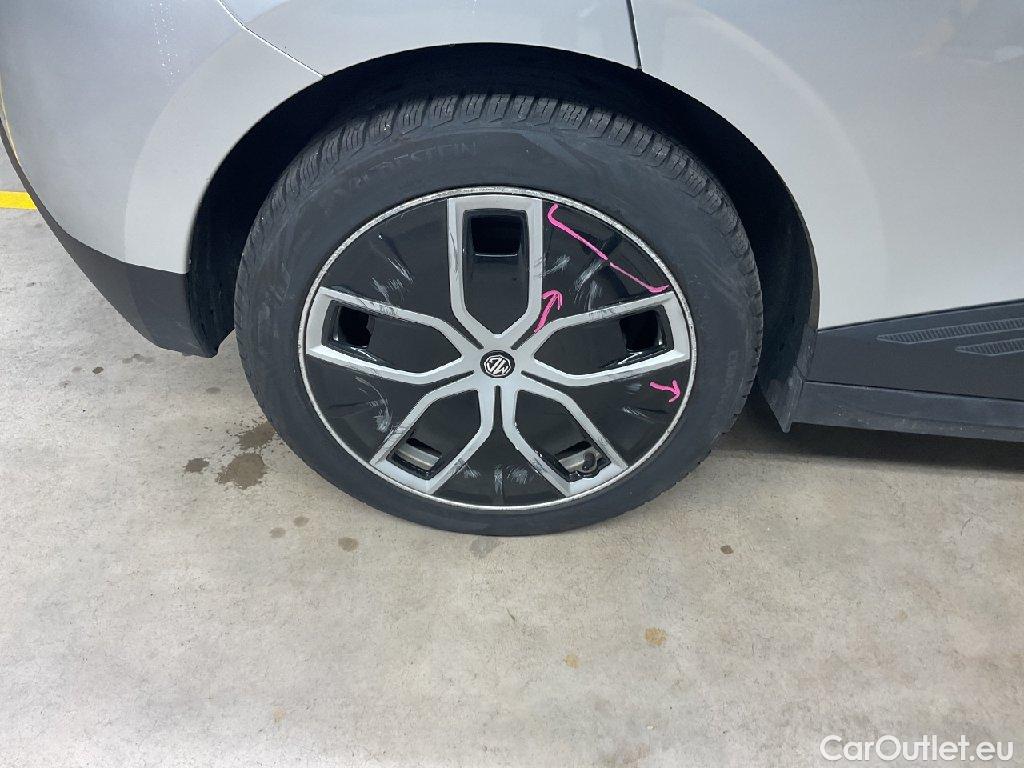 MG  4 MG MG Luxury 5d 150kW #38