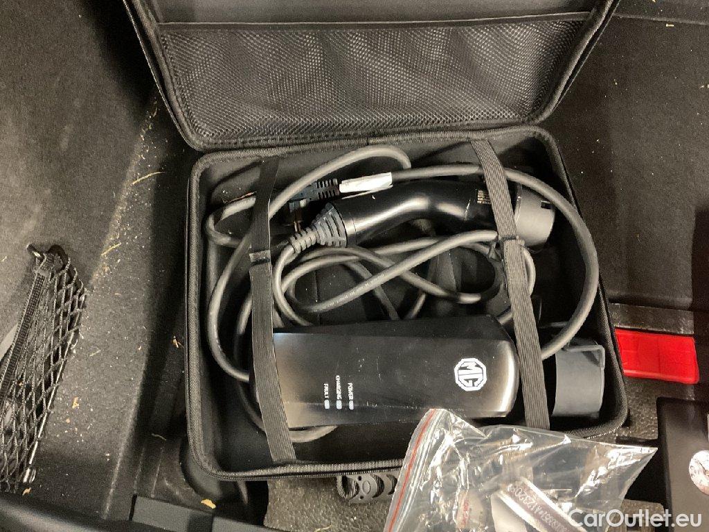 MG  4 MG MG Luxury 5d 150kW #16