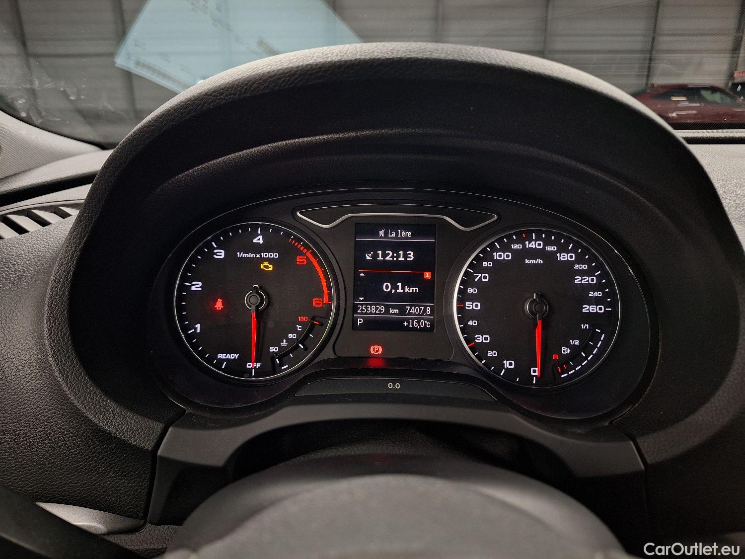 Audi  A3 Audi,  Sportback FL'16, Audi  Sportback 1.6 30 TDi 85kW S tr Business Ed #16