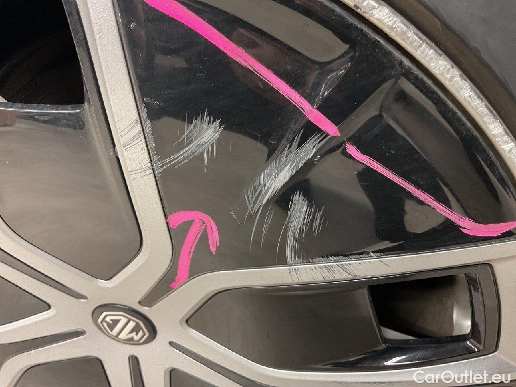 MG  4 MG MG Luxury 5d 150kW #39