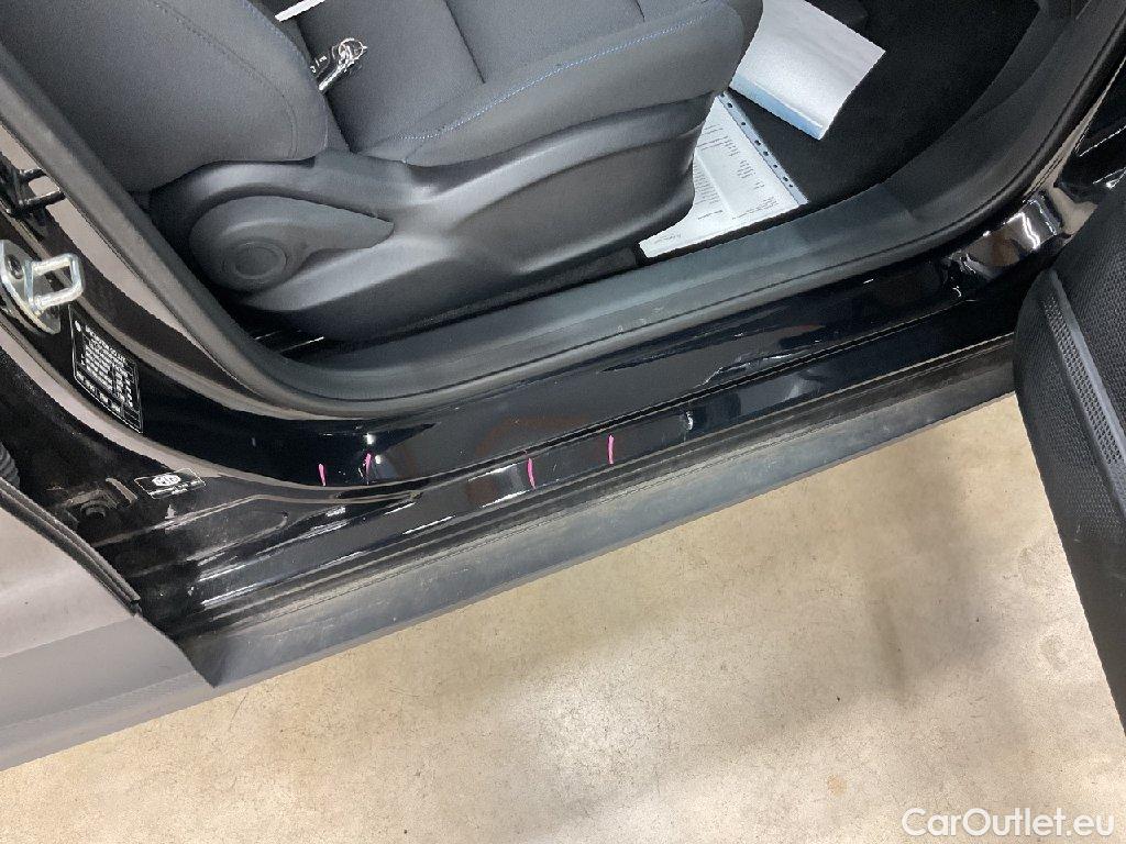 MG  4 MG MG Standard 5d 125kW #49