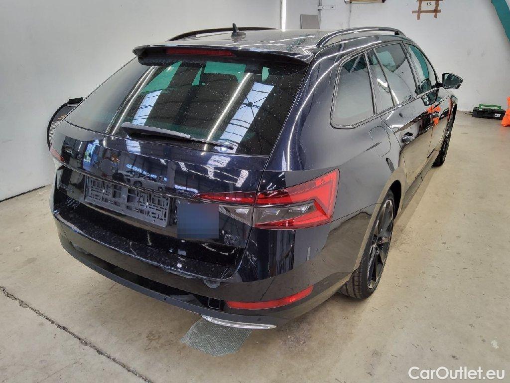 Skoda  Superb  Combi Sportline iV 1.4 TSI Hybrid 160KW AT6 E6d #4