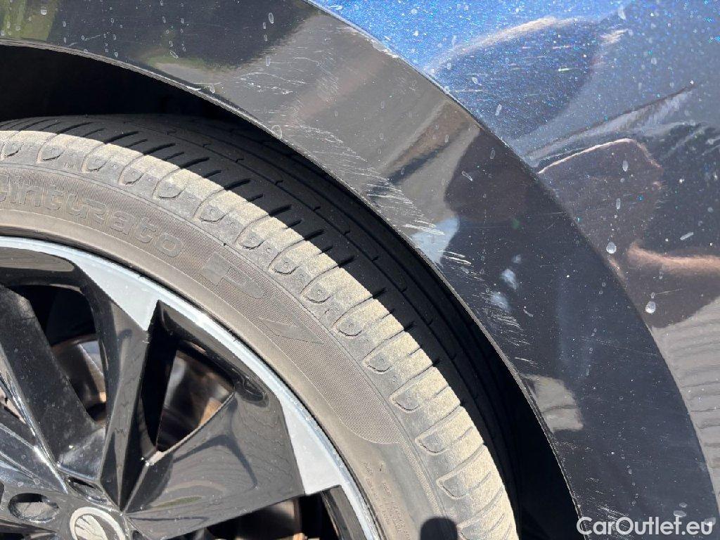 Skoda  Superb  Combi Sportline iV 1.4 TSI Hybrid 160KW AT6 E6d #139