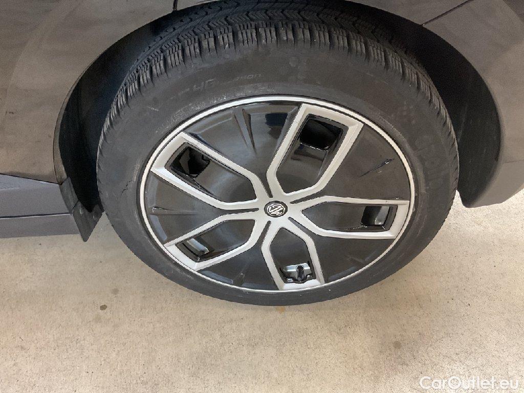 MG  4 MG MG Luxury 5d 150kW #64