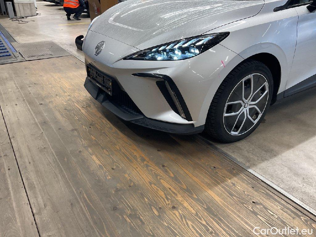 MG  4 MG MG Luxury 5d 150kW #24