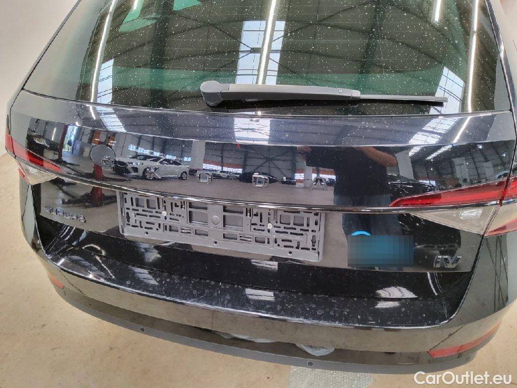 Skoda  Superb  Combi Sportline iV 1.4 TSI Hybrid 160KW AT6 E6d #85