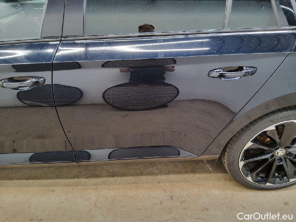 Skoda  Superb  Combi Sportline iV 1.4 TSI Hybrid 160KW AT6 E6d #91