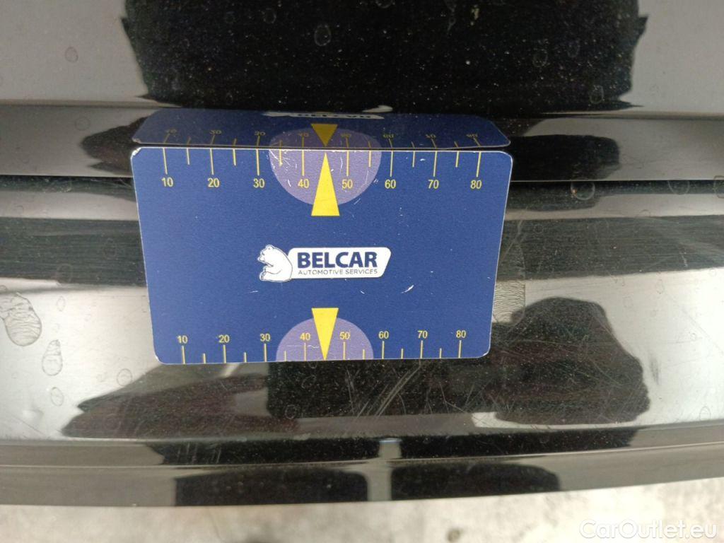 Audi  A4 AUDI  AVANT DIESEL - 2020 40 TDi 204hp Quattro Advanced S tronic 5d #40