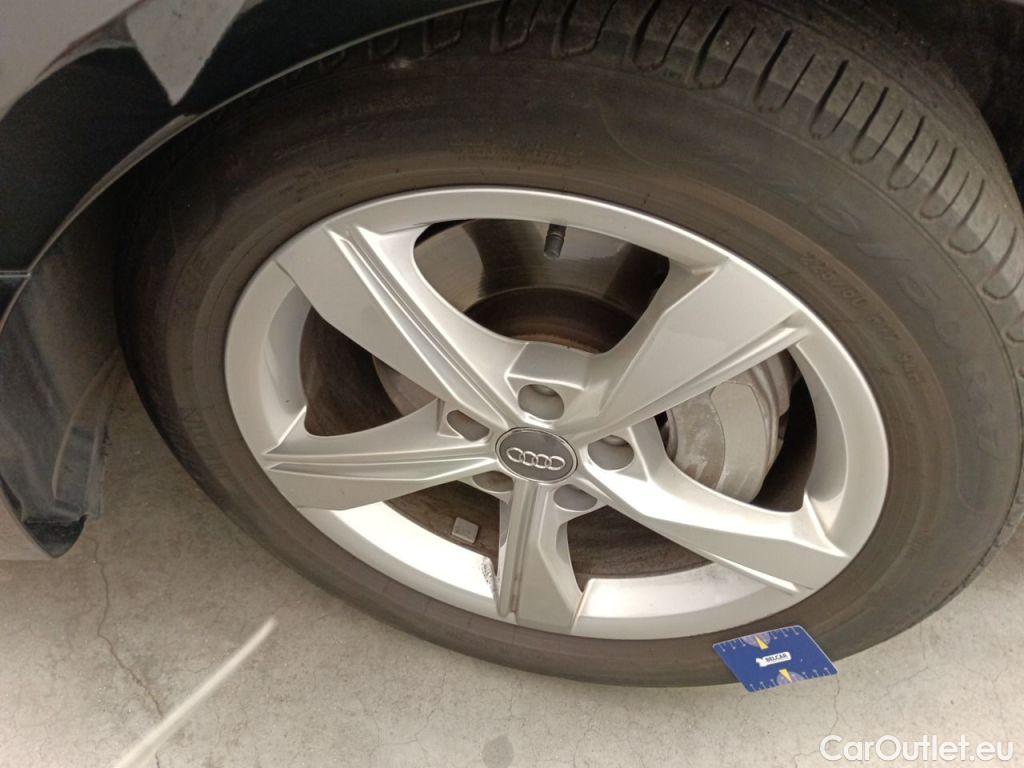 Audi  A4 AUDI  AVANT DIESEL - 2020 40 TDi 204hp Quattro Advanced S tronic 5d #50