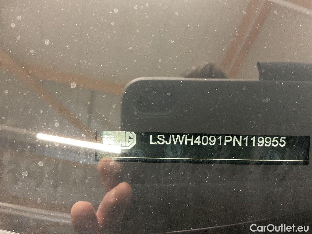 MG  4 MG MG Luxury 5d 150kW #5