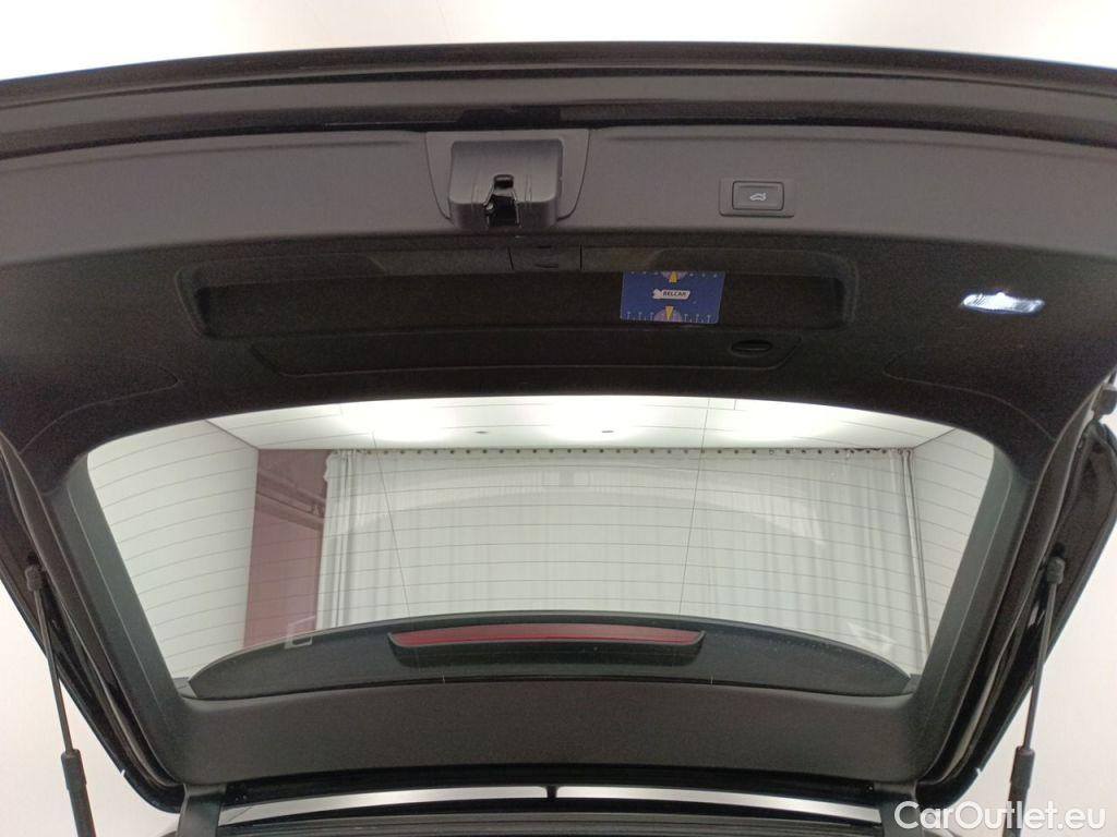 Audi  A4 AUDI  AVANT DIESEL - 2020 40 TDi 204hp Quattro Advanced S tronic 5d #17