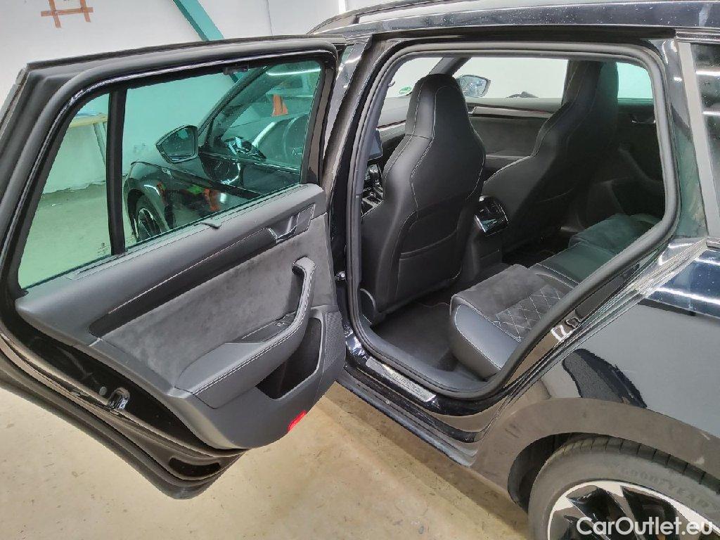 Skoda  Superb  Combi Sportline iV 1.4 TSI Hybrid 160KW AT6 E6d #20