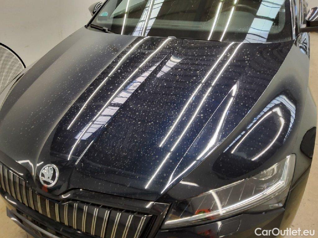 Skoda  Superb  Combi Sportline iV 1.4 TSI Hybrid 160KW AT6 E6d #43