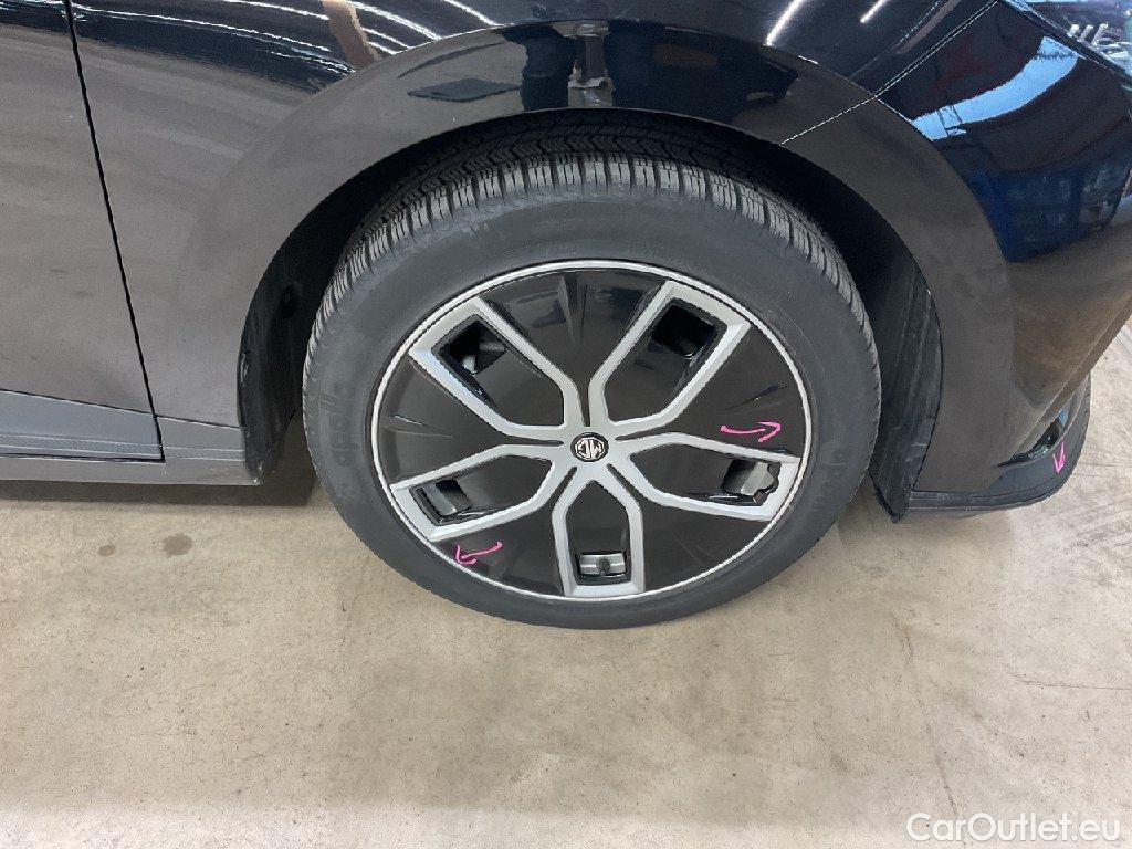 MG  4 MG MG Luxury 5d 150kW #57