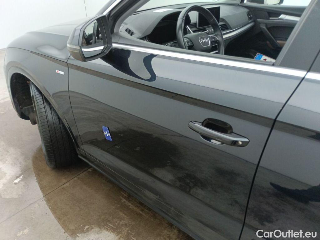 Audi  Q5 Audi  Sport 55 TFSi e S tronic quattro 5d #40