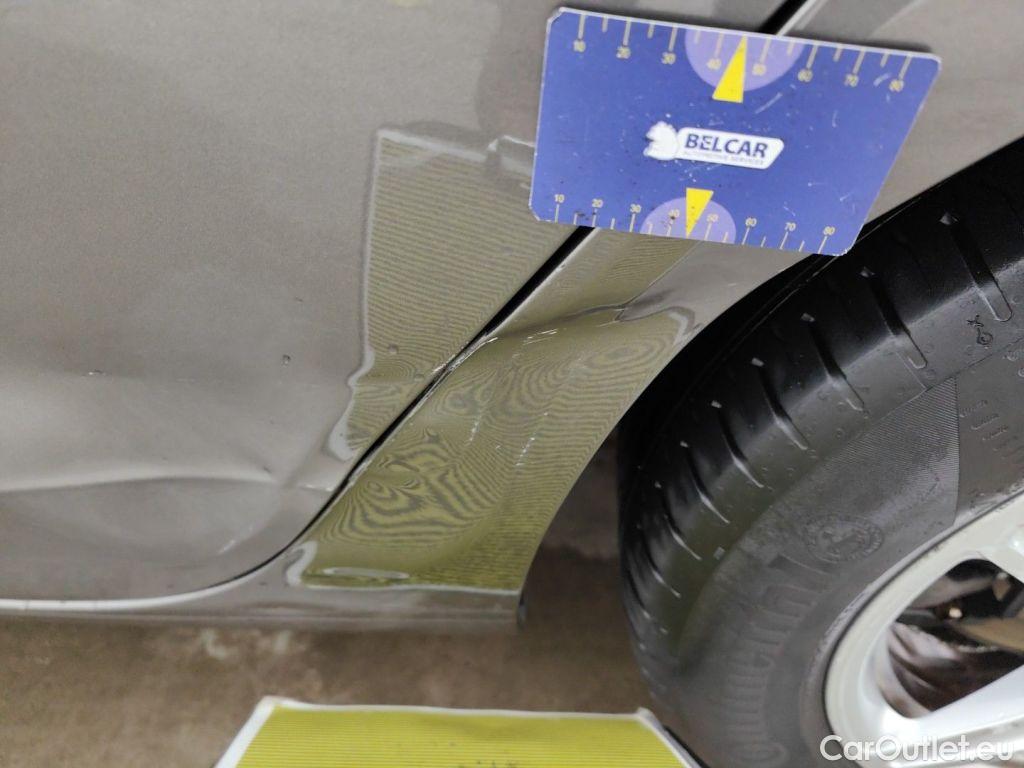 Audi  A4 Audi  Avant 2.0 30 TDi 100kW S tronic Business Ed 5d #45