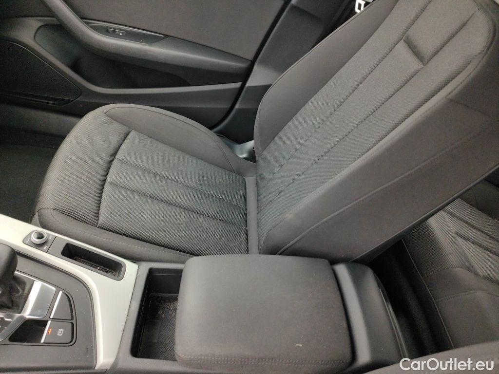 Audi  A4 Audi  Avant 2.0 30 TDi 100kW S tronic Business Ed 5d #63