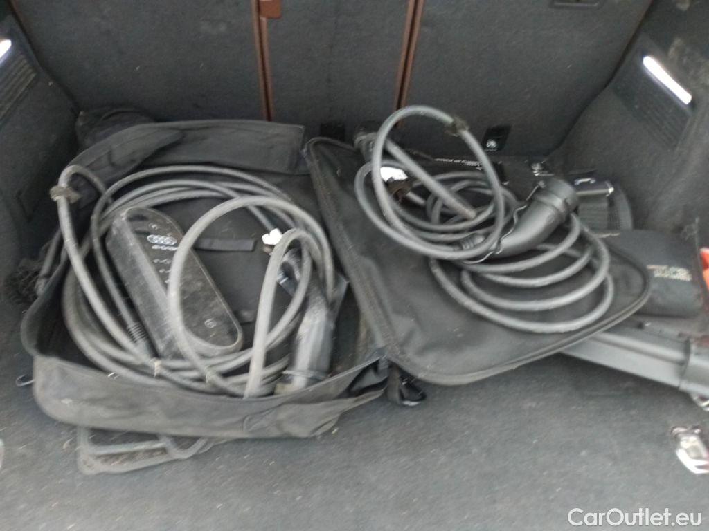 Audi  Q5 Audi  Sport 55 TFSi e S tronic quattro 5d #15