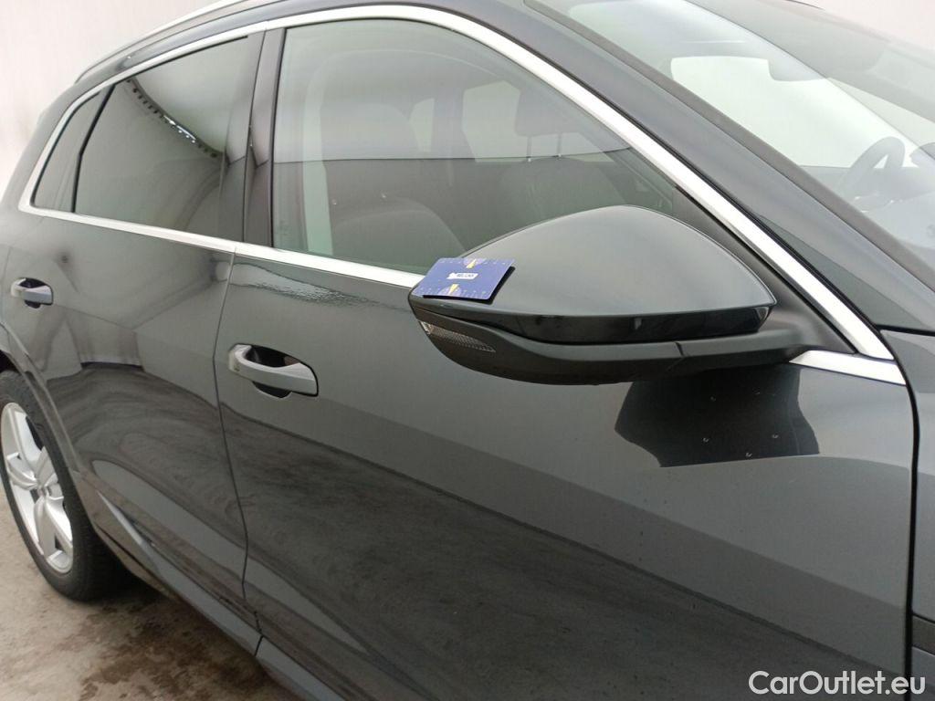 Audi  E-TRON Audi  55 Quattro Advanced 5d #34