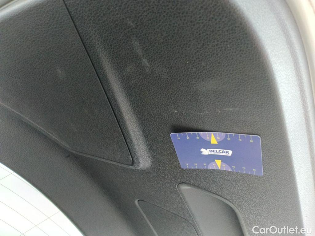 Audi  Q3 Audi  Sportback 35 TDI S tronic Business Edition 5d #26