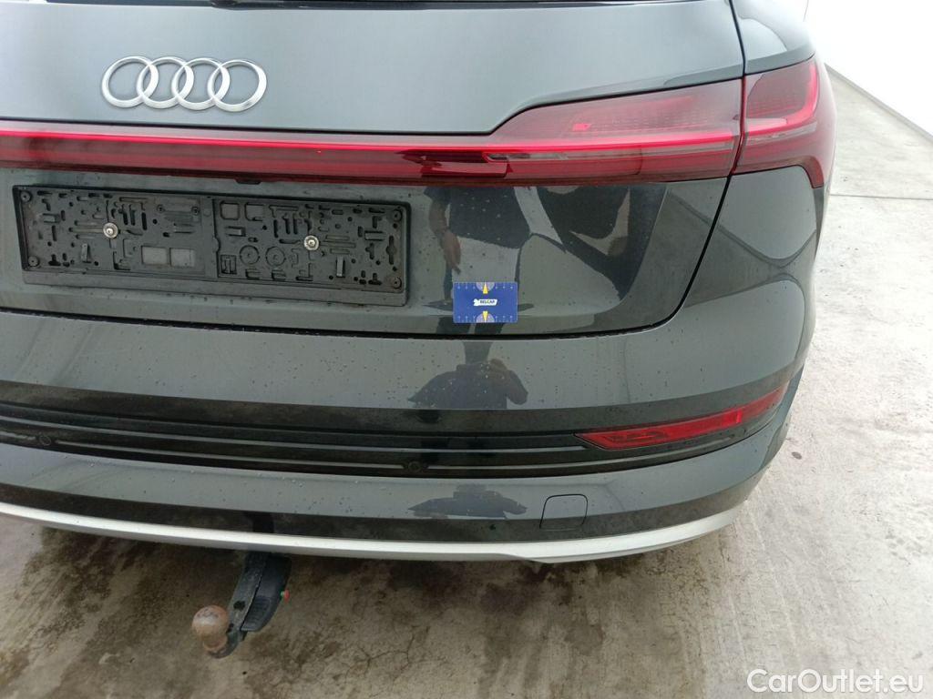 Audi  E-TRON Audi  55 Quattro Advanced 5d #67