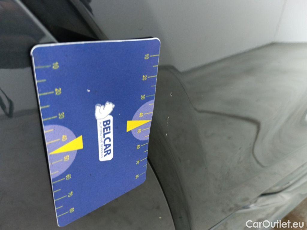 Audi  E-TRON Audi  55 Quattro Advanced 5d #40